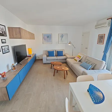Casa Maria Centrico Con Terraza Estepona